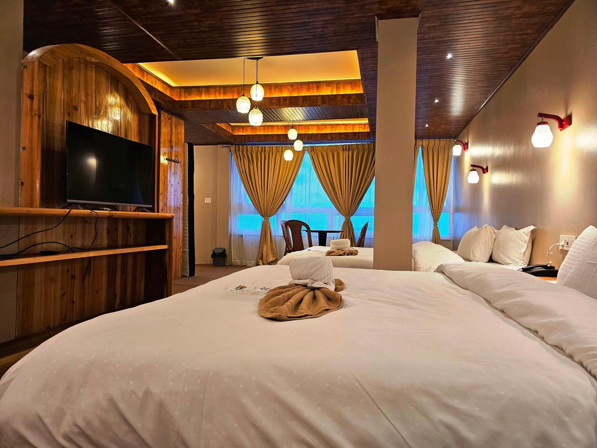 Golden Orchid Hotel