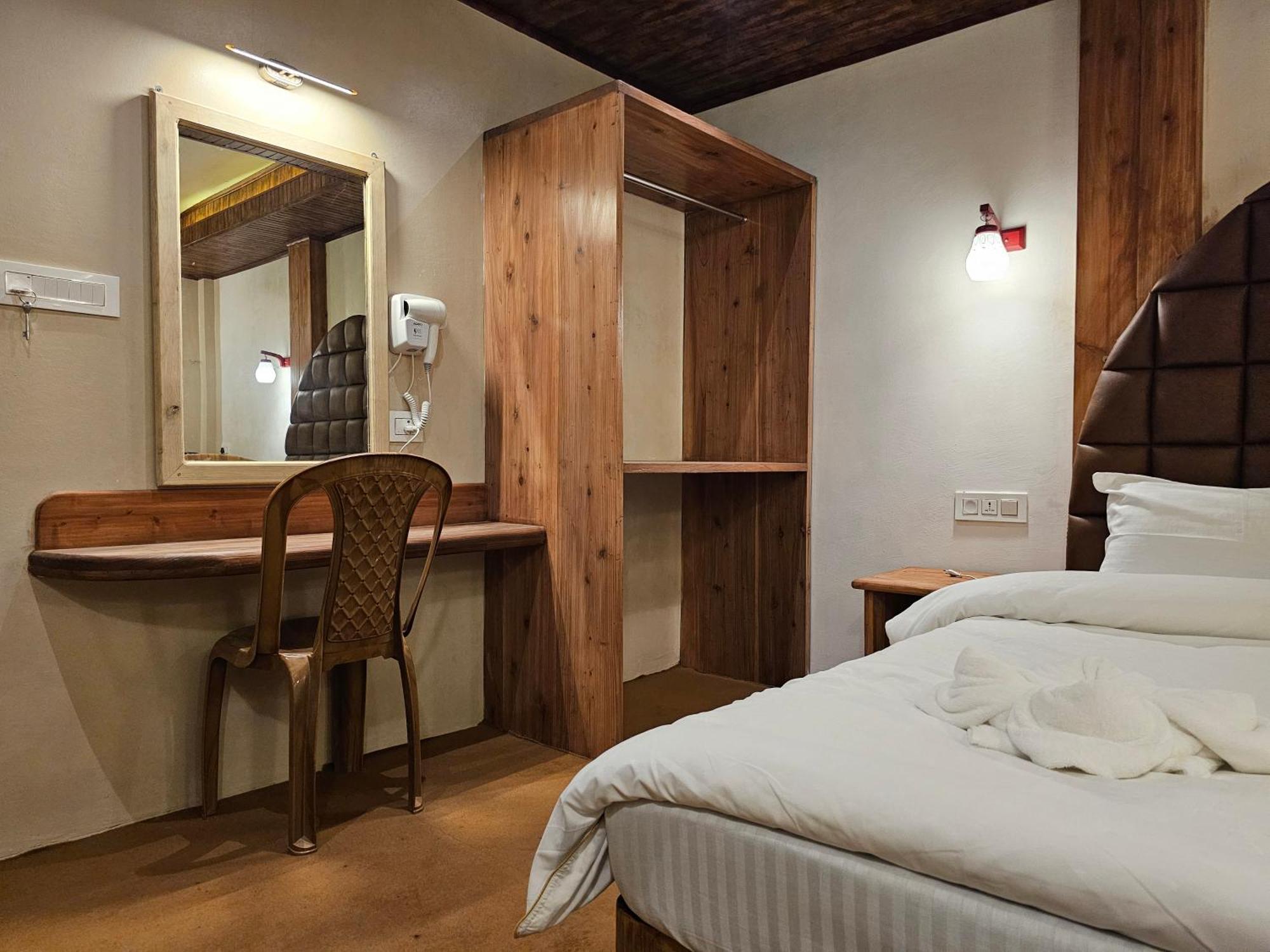 Golden Orchid Hotel Darjeeling (West Bengal)