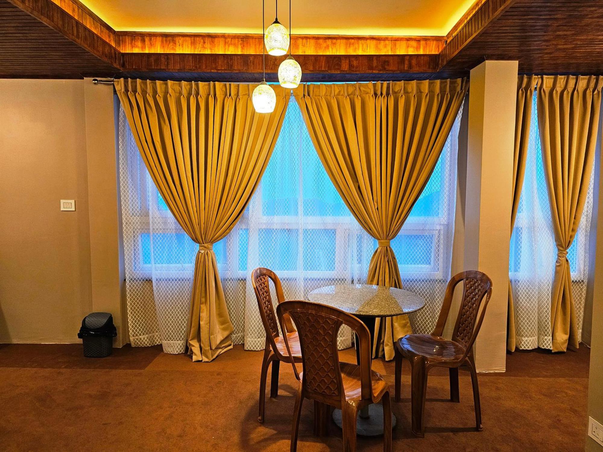 Golden Orchid Hotel 5*